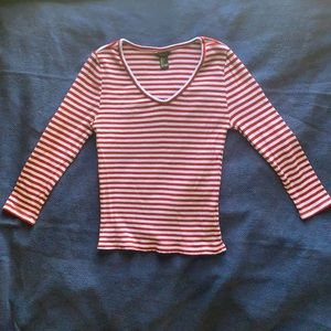 Ribbed, 3/4 length, sleeve crop top!